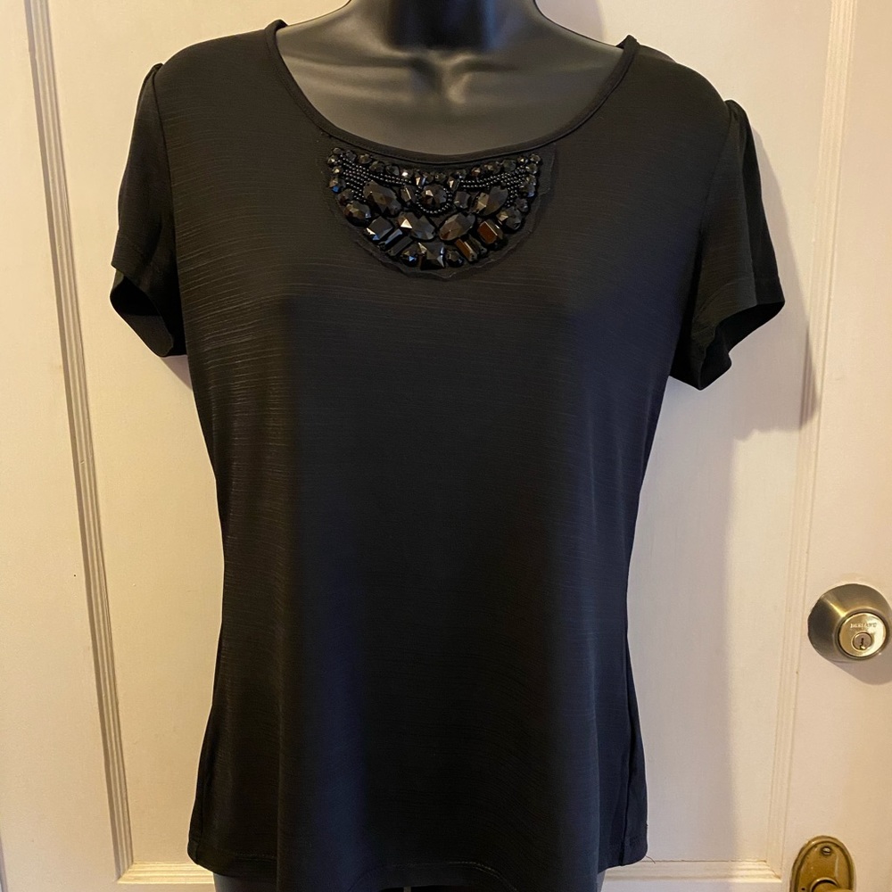 East 5th women’s blouse w/ front jewels Size Small